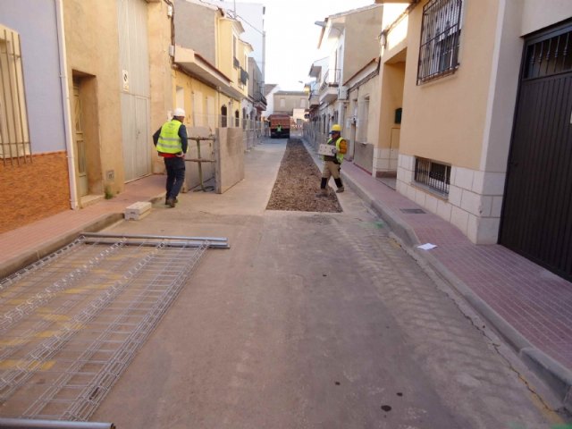 The renovation works of the potable water and sewerage networks in Galicia Street are underway, Foto 2