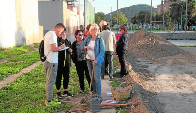 Cultivando San Antón clausura el Taller del Huerto Urbano parcelando con plantas aromáticas - 1, Foto 1