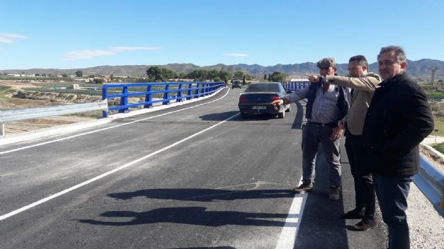 Fulgencio Gil celebra la entrada en servicio del nuevo puente sobre la rambla de Biznaga - 1, Foto 1