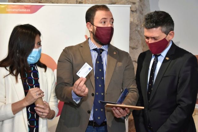 La concejalía de Turismo presenta la guía turística 'Ruta por la Judería de Lorca' y el pasaporte 'Descubridores de Sefarad', destinado al turista atraído por el legado judío - 2, Foto 2