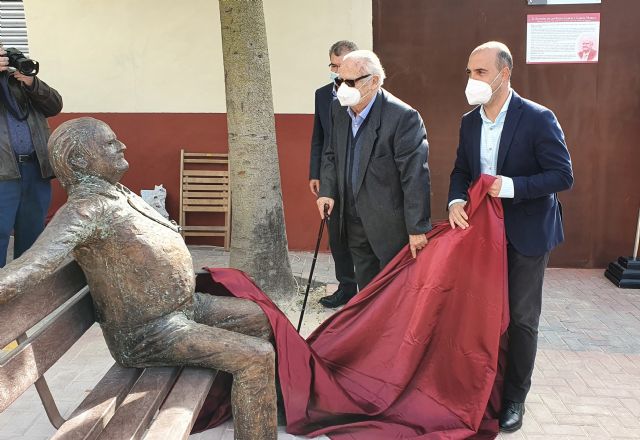 Molina de Segura rinde homenaje al Cronista Oficial de la Villa, Antonio de los Reyes, al que dedica una plaza y le entrega el título de Hijo Adoptivo - 3, Foto 3