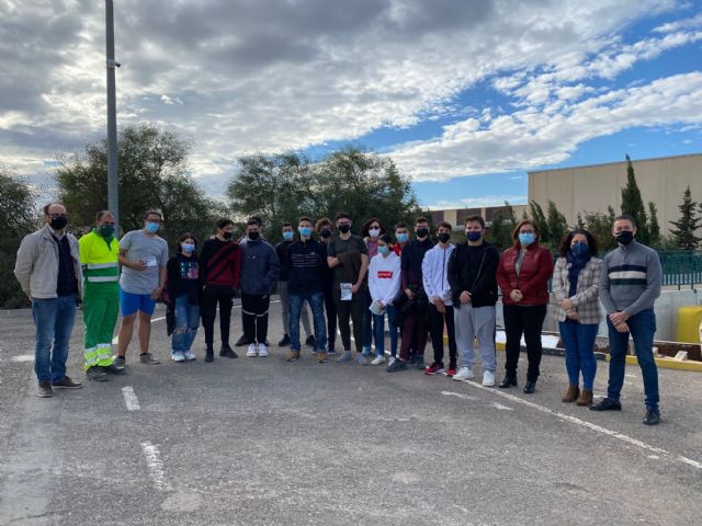 Alumnos del IES Sabina Mora visitan el ecoparque de Roldán - 4, Foto 4