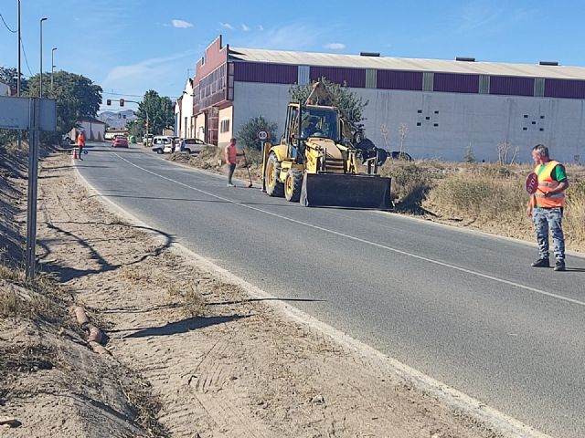 El Gobierno regional acomete trabajos de reparación y mejora de cunetas en la carretera RM-D16 que conecta el núcleo urbano con la pedanía de La Estación-El Esparragal - 2, Foto 2