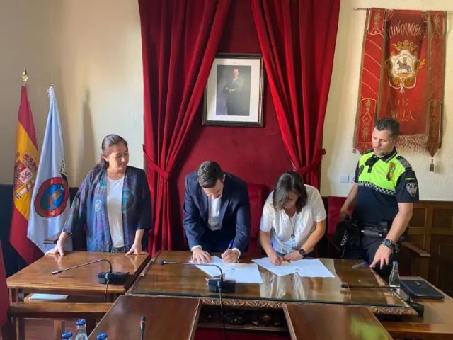 El Ayuntamiento de Mula refuerza y potencia la vigilancia contra el acoso escolar - 1, Foto 1