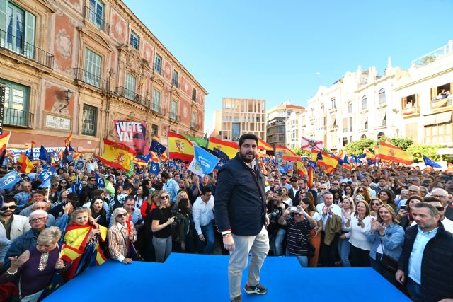 López Miras: El clamor de hoy es el principio de una lucha en la Justicia, las instituciones y Europa para impedir una España desigual y dividida - 1, Foto 1