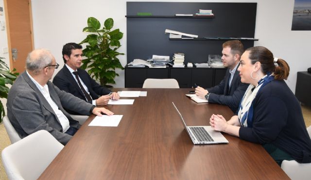 Los ingenieros técnicos industriales analizan con la CARM el futuro del Plan industrial, la política energética y la optimización administrativa de proyectos industriales - 1, Foto 1