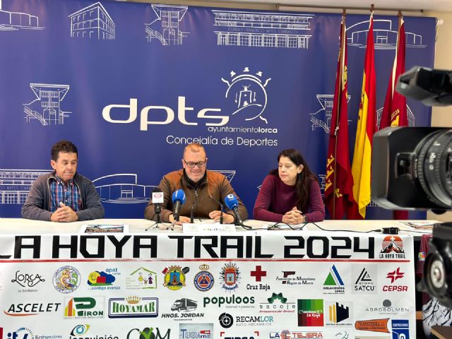 La pedanía de La Hoya acoge el próximo domingo la quinta edición de la carrera solidaria LHT a beneficio de APAT Lorca - 1, Foto 1