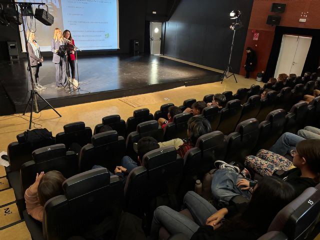 Murcia se suma a la campaña 'GRITA' para prevenir el suicidio adolescente - 1, Foto 1