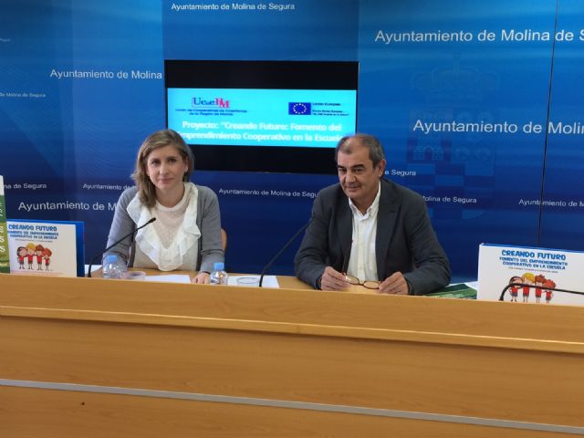 Nota de prensa sobre presentación II Muestra de Cooperativas Escolares de Molina de Segura - 1, Foto 1