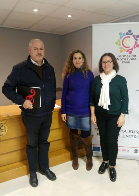 ASECOM se interesa por la Formación Profesional Dual para informar a sus socios - 1, Foto 1