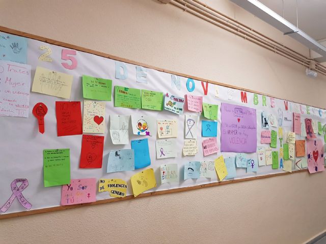 El IES 'Salvador Sandoval', contra la violencia de género - 2, Foto 2