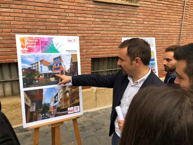 Mateos: Para la revitalización del Casco Histórico, prefiero un centro de ocio abierto todo el día para nuestros jóvenes en San Vicente antes que una oficina que cierra por las tardes - 1, Foto 1