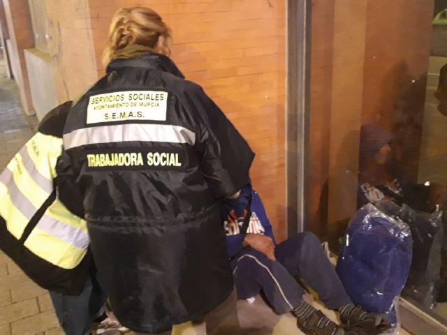 El SEMAS atendió anoche a 11 personas en la 'Operación Frío' - 1, Foto 1