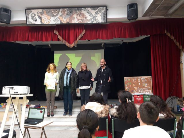 La Concejalía de Sanidad imparte Talleres Saludables en los colegios del municipio para educar de forma práctica y fácil en salud y nutrición - 1, Foto 1