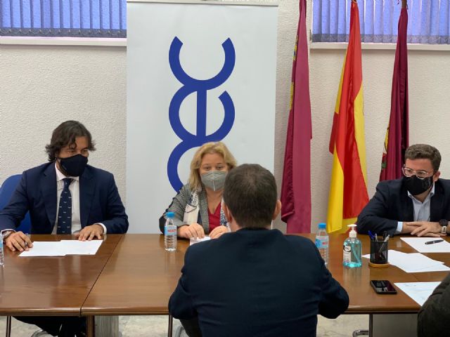 La Consejería de Empleo trabaja en el diseño de formación específica demandada por el sector naval - 1, Foto 1