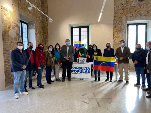El PP arropa en la Región la consulta popular contra la farsa electoral de Nicolás Maduro - 1, Foto 1