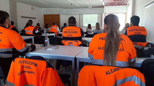 300 profesionales y voluntarios de Protección Civil finalizan su formación como rastreadores de afectados por Covid-19 - 1, Foto 1