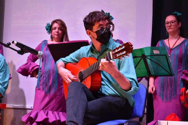 El grupo El Vergel de Murcia no falta a su cita navideña con los villancicos rocieros en Las Torres de Cotillas - 1, Foto 1