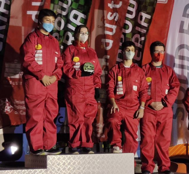 El equipo del Colegio de Ingenieros Técnicos Industriales gana el premio Best Presented Team de la carrera de coches eléctricos de la UPCT para estudiantes de secundaria - 2, Foto 2