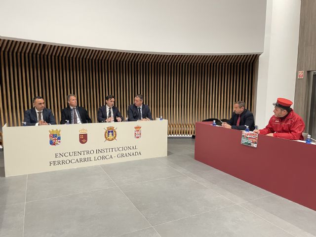 Gobierno regional y Ayuntamiento de Lorca formalizan su adhesión a la Mesa de trabajo por el Tren Guadix-Baza-Lorca - 1, Foto 1