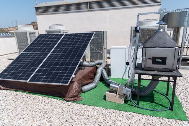 La Universidad de Murcia desarrolla un sistema pionero para secar alimentos con energías renovables y generar fertilizante sin contaminar - 1, Foto 1