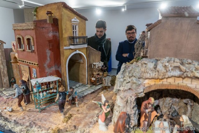 La exposición Cuento de Navidad muestra diferentes formatos de belén en la sala Dora Catarineu - 1, Foto 1