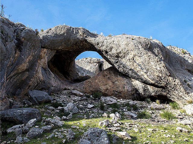 Investigación científica de la nueva cavidad del yacimiento de la Cueva del Arco en Cieza - 1, Foto 1