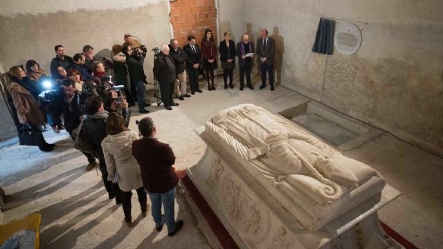 Pedro Antonio Sánchez: La Iglesia de San Esteban es parte del patrimonio cultural que estamos recuperando para abrirlo al uso de toda la sociedad - 1, Foto 1