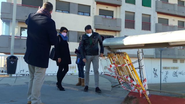 Los 680.000 euros que el alcalde del PSOE recibió para reparar la Pasarela Miguel Navarro no se han empleado en el proyecto oficial, y pide otros 400.000 - 1, Foto 1