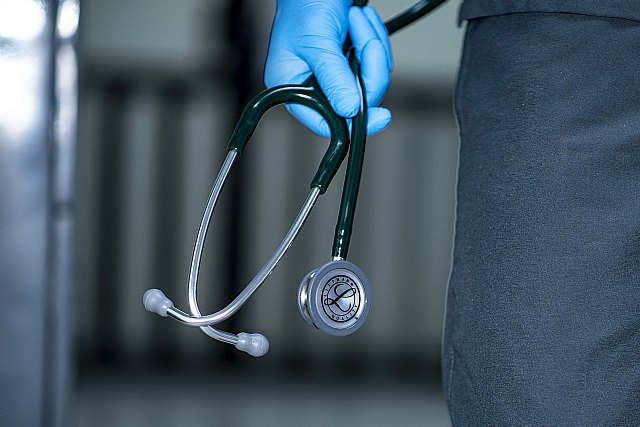 Un médico de Murcia, entre los mejor valorados de España según los Doctoralia Awards - 1, Foto 1