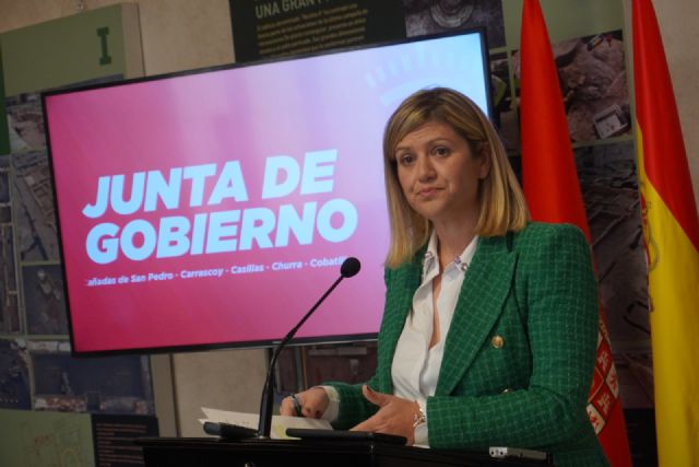 Los vecinos de El Palmar podrán disfrutar esta primavera de cuatro nuevas pistas deportivas en la Plaza de la Democracia - 1, Foto 1