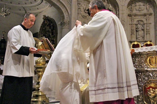 Religión. Sevilla . La Iglesia hispalense cuenta con una nueva virgen consagrada en Sevilla - 3, Foto 3