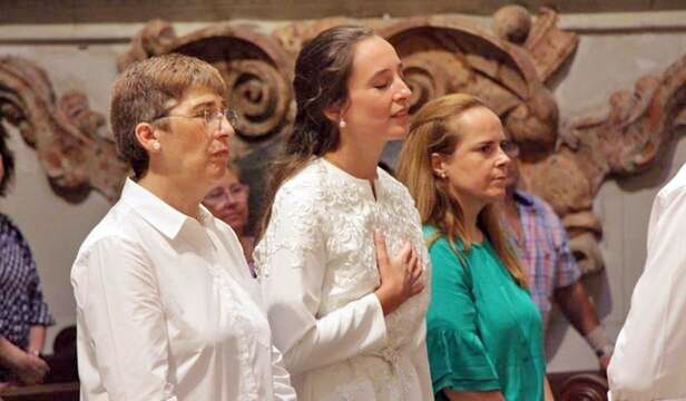 Religión. Sevilla . La Iglesia hispalense cuenta con una nueva virgen consagrada en Sevilla - 4, Foto 4