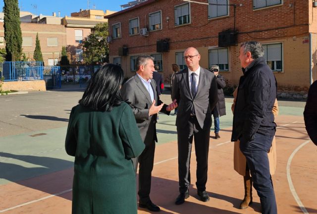 El Gobierno regional invierte 2,7 millones en los IES  Salzillo y Sanje de Alcantarilla para mejorar su aislamiento térmico e instalar placas solares - 2, Foto 2