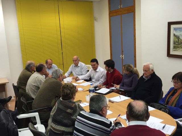 El PSOE se reúne con la Federación y Asociaciones de Vecinos de Murcia para conocer de primera mano sus principales proyectos y demandas - 1, Foto 1
