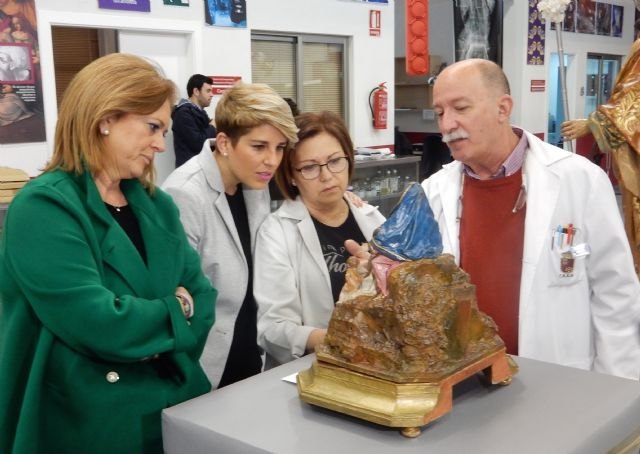 Cultura realiza intervenciones en ocho de las obras que se exhibirán en la exposición de Caravaca de la Cruz - 1, Foto 1