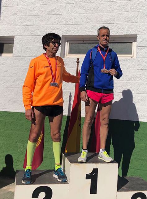 El torreño Antonio Sales, campeón de los 10.000 metros lisos en el Regional de veteranos - 2, Foto 2