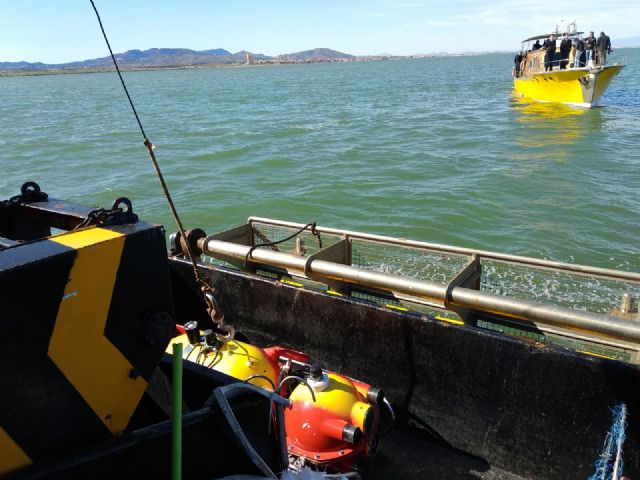 Oficiales de la OTAN comprueban el potencial de los sistemas de detección submarina de la UPCT en el Mar Menor - 1, Foto 1