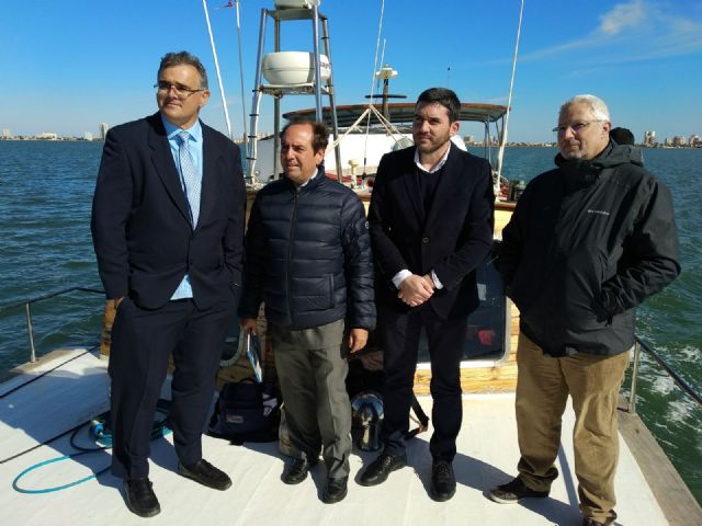Oficiales de la OTAN comprueban el potencial de los sistemas de detección submarina de la UPCT en el Mar Menor - 2, Foto 2