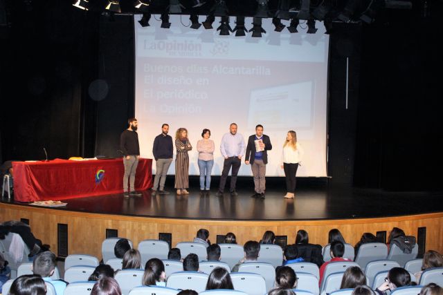 La Comunicación: Prensa, Radio y Televisión, entra este trimestre a los centros educativos de Secundaria y Bachillerato de Alcantarilla, dentro de las actividades para conmemorar el 50 Aniversario del Museo de la Huerta - 3, Foto 3