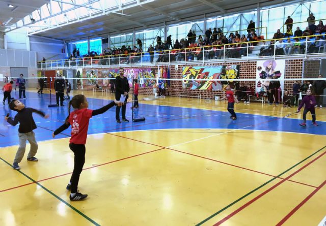 Tres oros individuales y dos por equipos para los participantes torreños en la final regional de bádminton escolar - 1, Foto 1