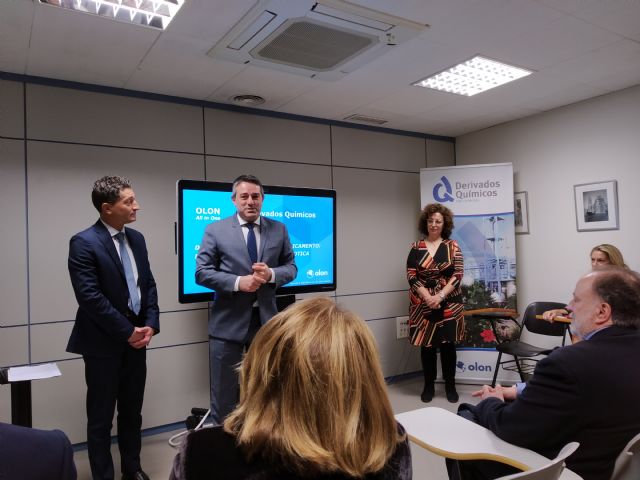El alcalde participa en la inauguración de la jornada Directo al corazón del medicamento: de Derivados Químicos a la botica - 2, Foto 2