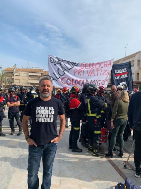 Matías Cantabella: Estamos ante una privatización encubierta de los servicios de Bomberos y Emergencias por parte del Ayuntamiento de San Javier - 1, Foto 1
