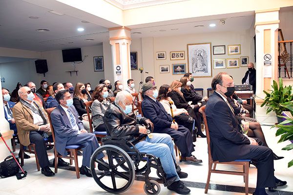 El autor de pregón romano transmitió su devoción por los Sagrados Titulares de la Hermandad y por la Pasión y Resurrección de Nuestro Señor Jesucristo - 2, Foto 2