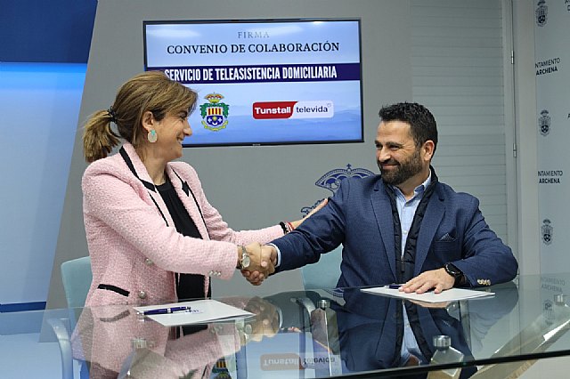El Ayuntamiento de Archena y TeleVida firman un convenio de teleasistencia domiciliaria que beneficia a más de 200 personas dependientes - 2, Foto 2