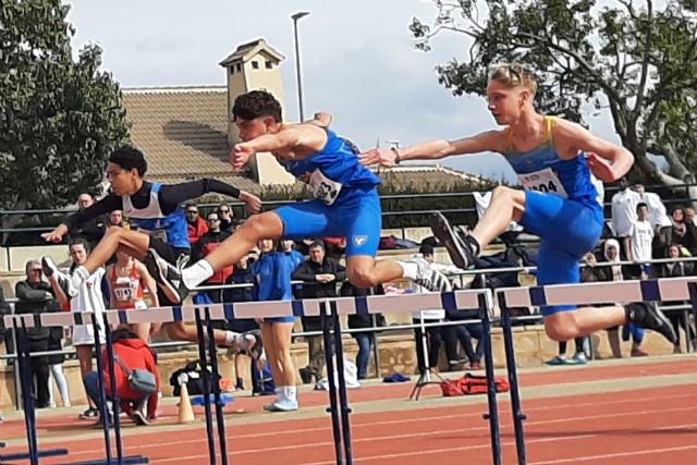 8 Atletas del UCAM Cartagena de camino al Campeonato de España Absoluto de Pista Cubierta - 3, Foto 3