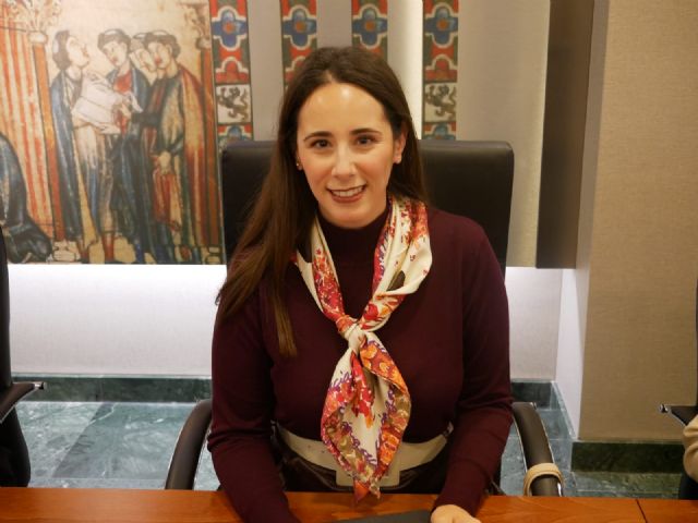 La Asamblea aprueba la iniciativa del PP para pedir al Gobierno de España una línea de autobús que comunique la comarca del Noroeste con Albacete - 1, Foto 1