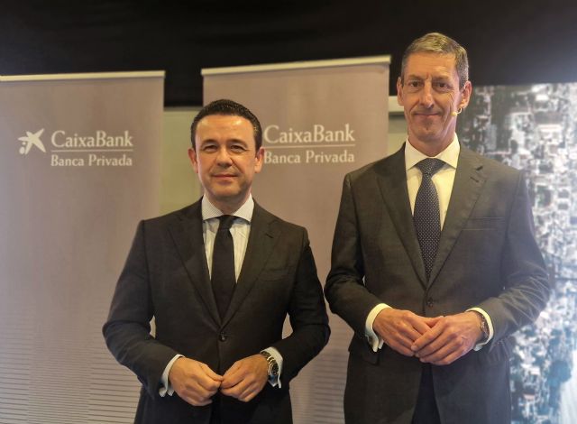 CaixaBank Banca Privada analiza las perspectivas económicas y financieras para 2025 con sus clientes de la Región de Murcia y la provincia de Alicante - 2, Foto 2