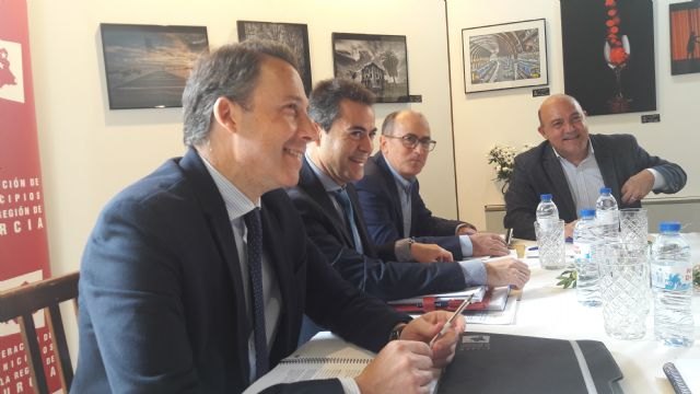 Fulgencio Gil: el trabajo que desarrollamos desde los Ayuntamientos es fundamental para impulsar la consecución de un Pacto Nacional del Agua - 1, Foto 1