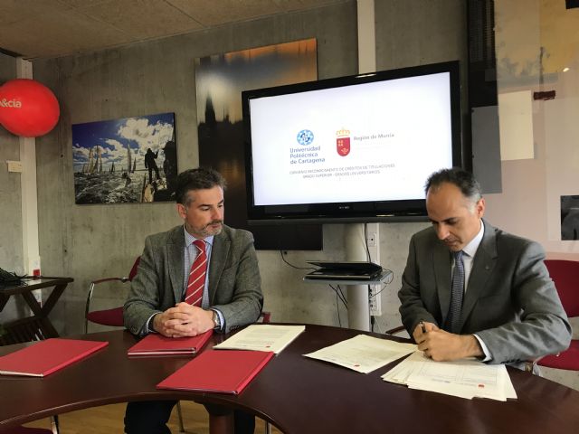 Convenio entre la Consejería de Educación, Juventud y Deportes y la UPCT para la convalidación de créditos de FP de Grado Superior - 1, Foto 1